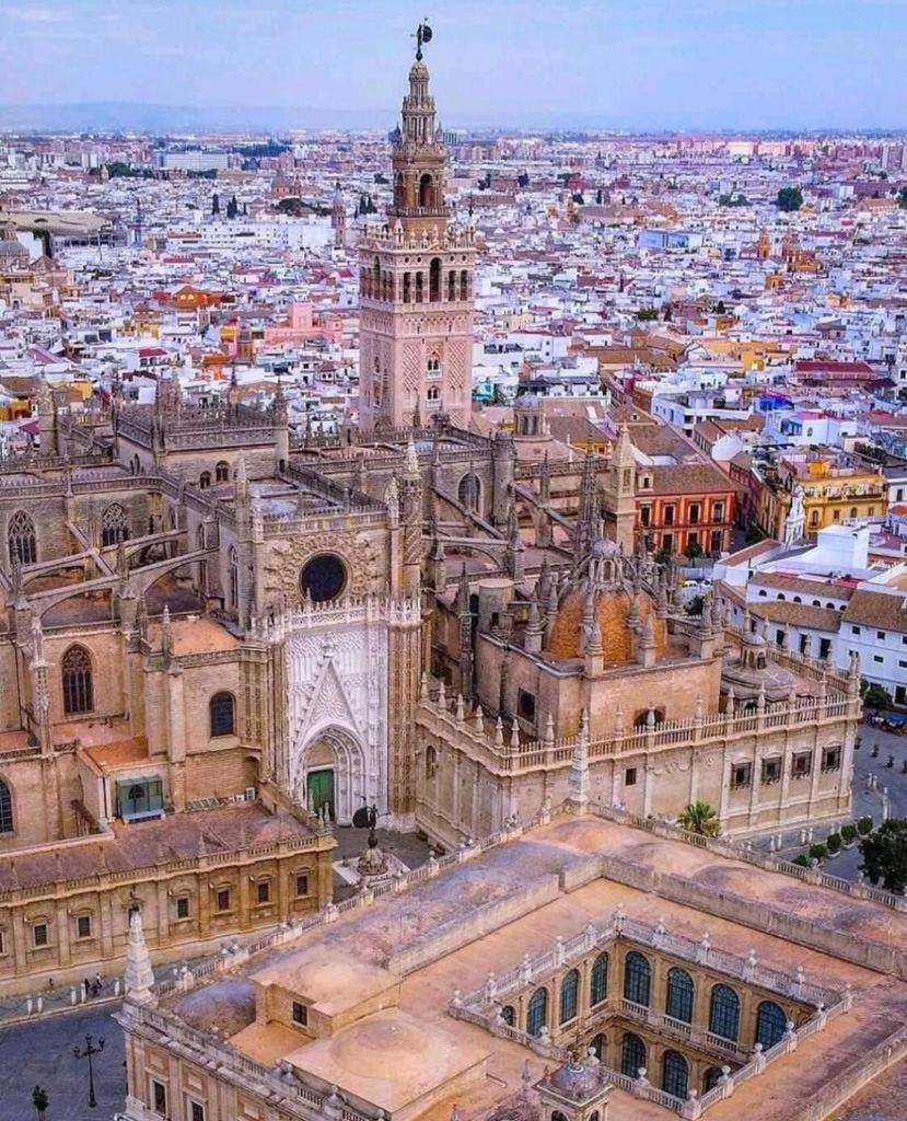Apartamento junto a la Catedral Sevilla Exterior foto